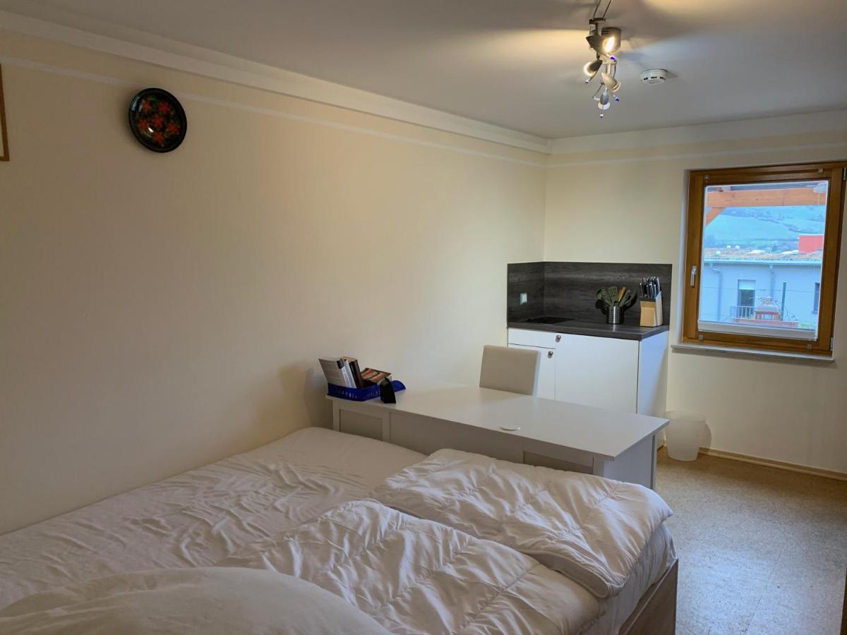 Romantische Ferienwohnung Mit Fantastischem Ausblick, Pool Und Gartensauna 예나 외부 사진